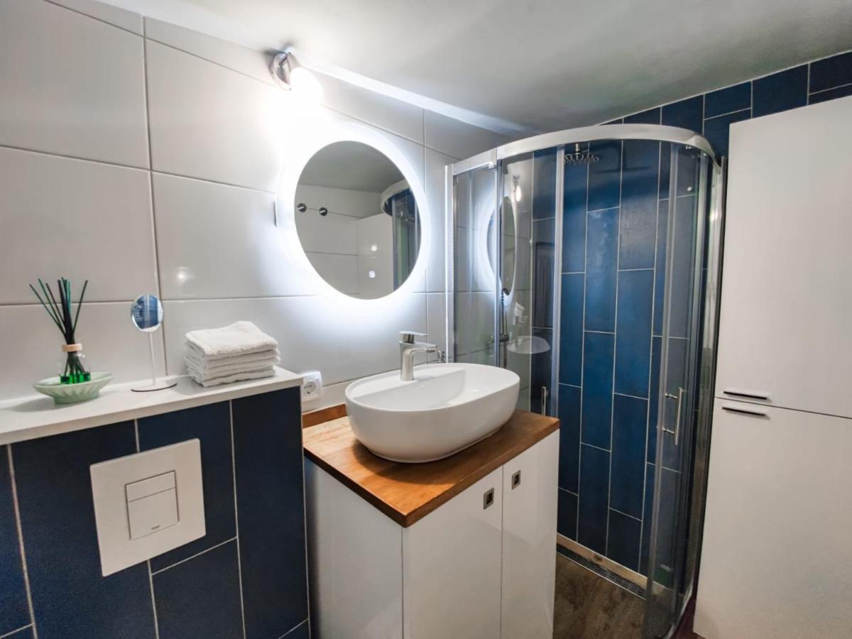 Holiday Home Nevera Makarska Eksteriør billede