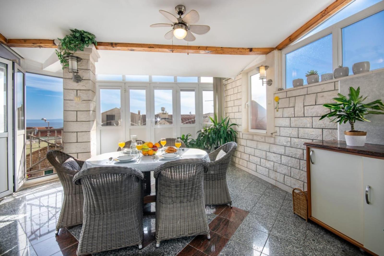 Holiday Home Nevera Makarska Eksteriør billede