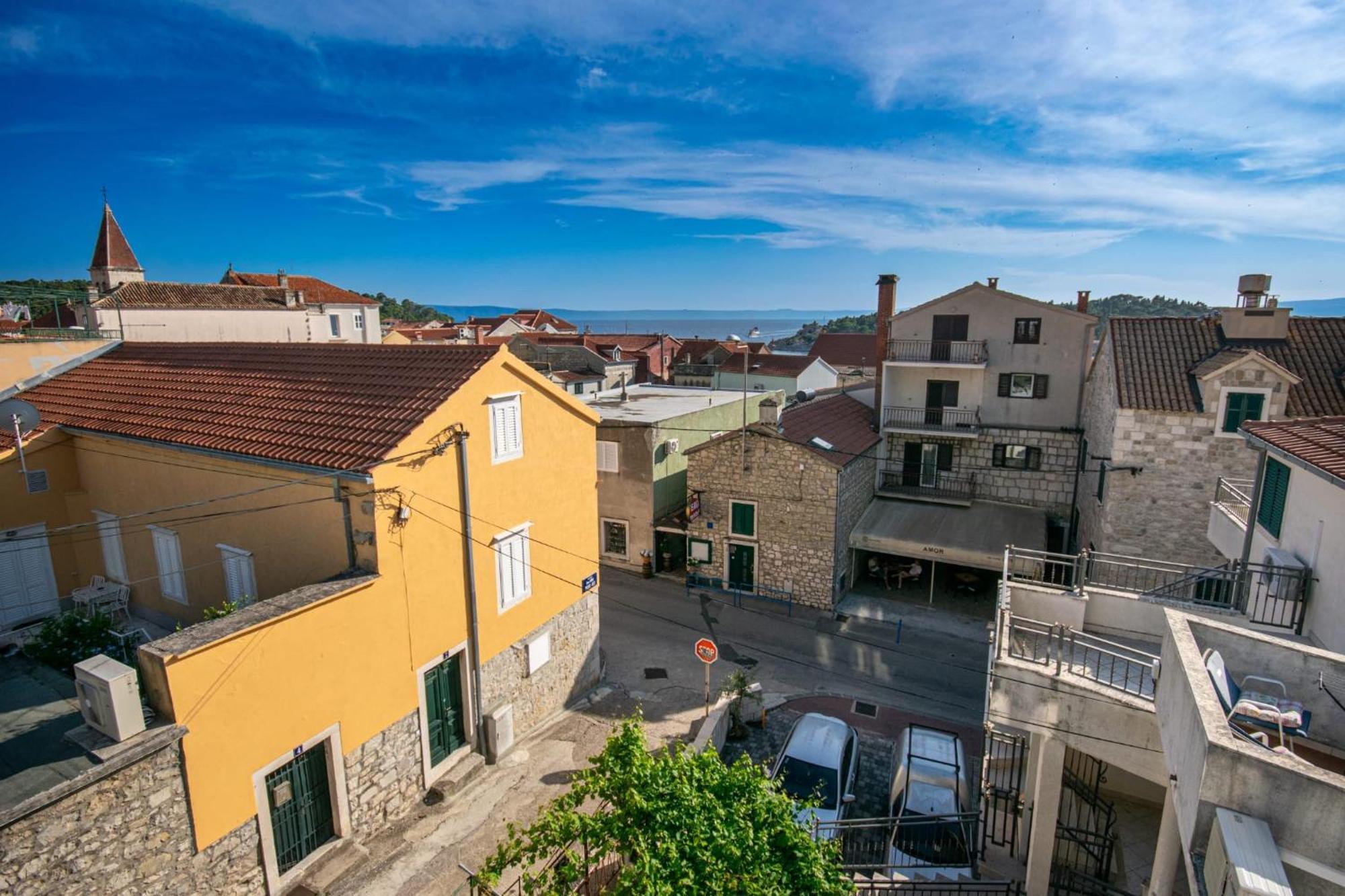 Holiday Home Nevera Makarska Eksteriør billede